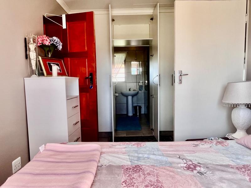 2 Bedroom Property for Sale in Tergniet Western Cape